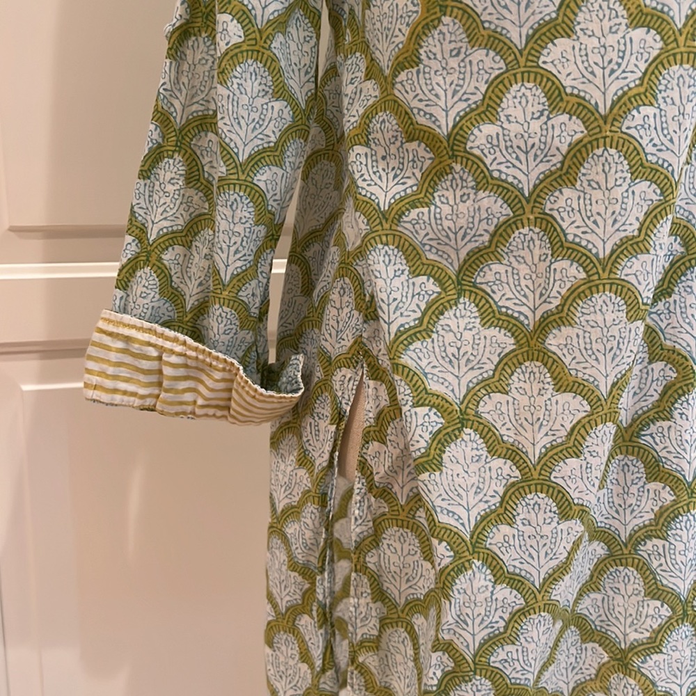 Roller Rabbit Tunic - Button Placket And Contrast… - image 3